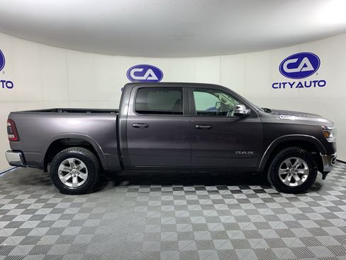 Used 2019 RAM 1500 Laramie AWD/4WD image 2