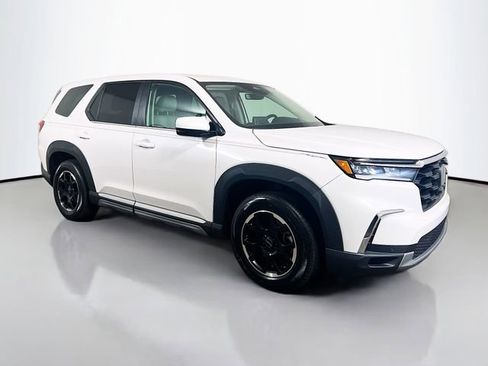 Certified 2025 Honda Pilot EX-L image 25