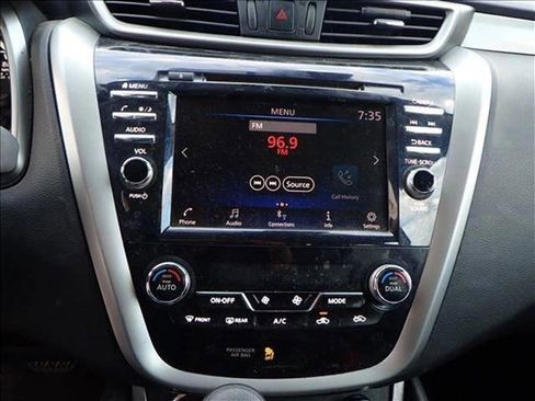 Used 2020 Nissan Murano S w/ Technology Package image 11