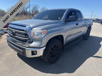 Used 2014 Toyota Tundra SR5 video 1