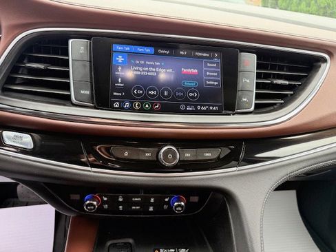 Used 2021 Buick Enclave Avenir w/ Avenir Technology Package image 13