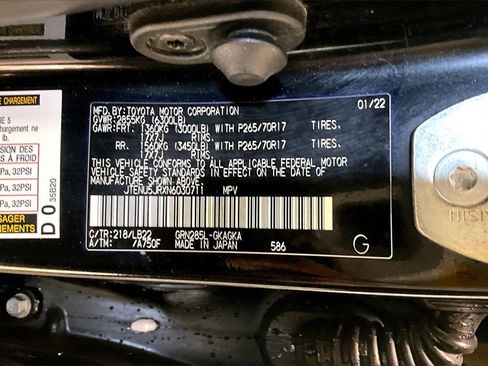 Used 2022 Toyota 4Runner SR5 Premium w/ Moonroof Package image 35