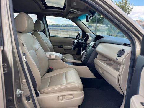 Used 2010 Honda Pilot EX-L image 19