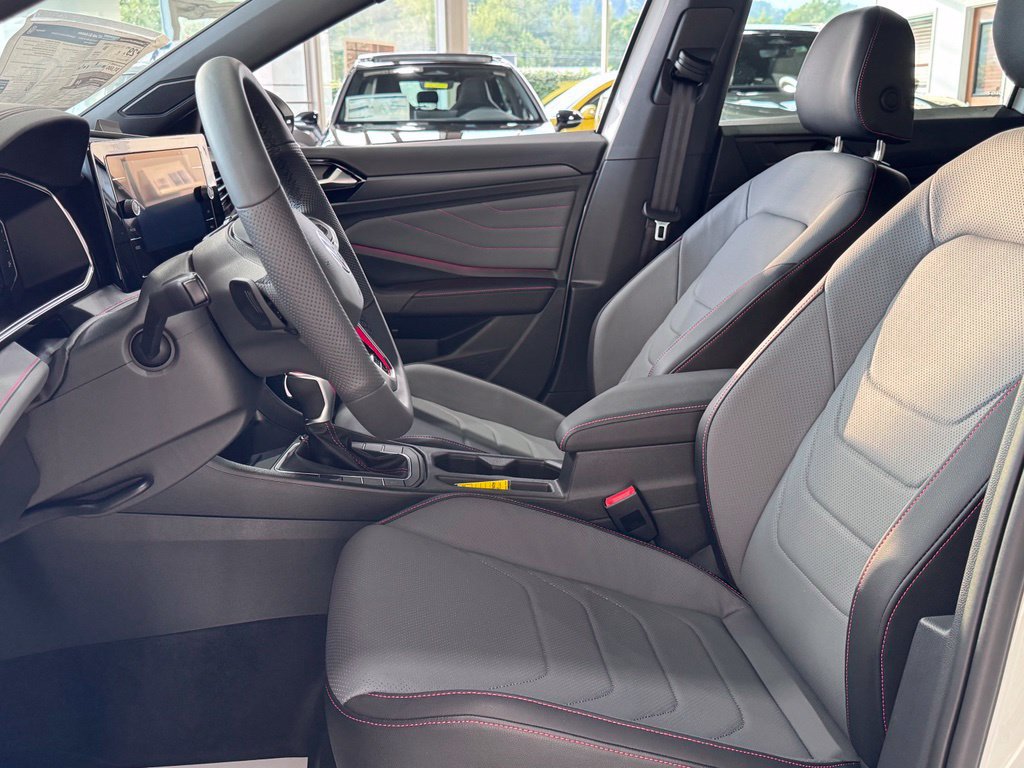 New 2027 Volkswagen Jetta GLI Autobahn FWD image 13
