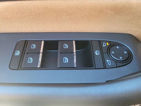 Certified 2025 MAZDA CX-90 3.3 Turbo S w/ Premium Plus image 23