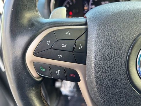 Used 2017 Jeep Grand Cherokee Overland image 28