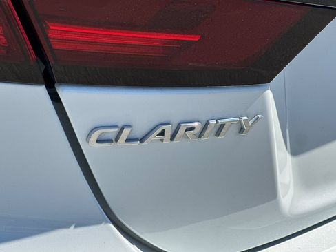 Used 2018 Honda Clarity Plug-In Hybrid image 26