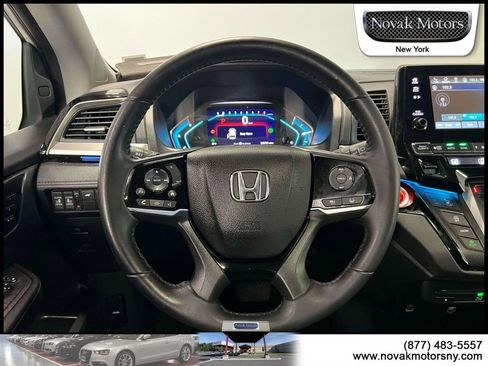 Used 2023 Honda Odyssey Touring image 16