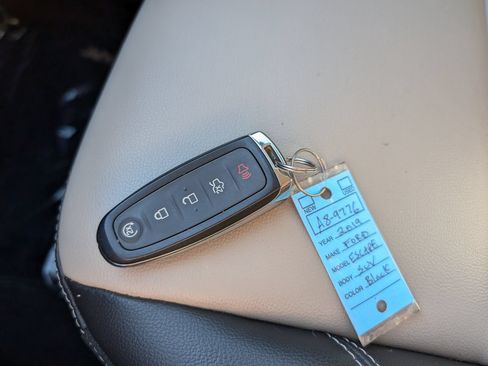 Used 2019 Ford Escape SEL FWD image 24
