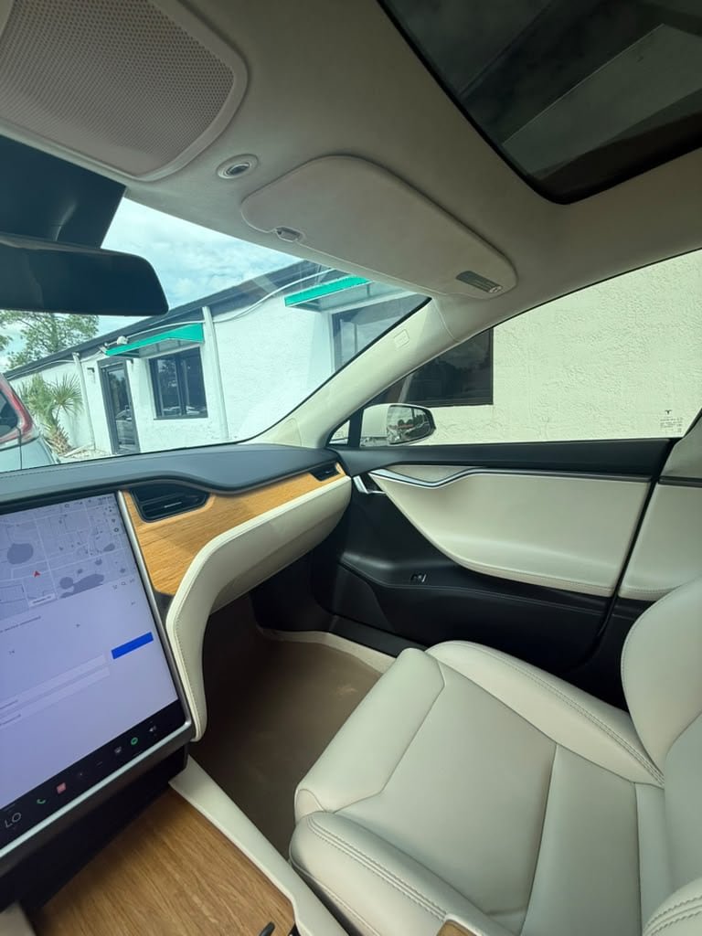 Used 2019 Tesla Model S Performance AWD/4WD image 16