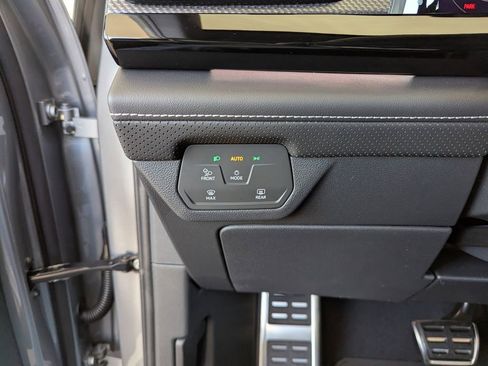 New 2026 Volkswagen Atlas Cross Sport SEL Premium R-Line image 20