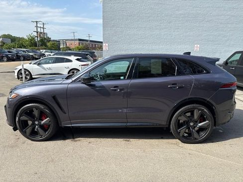 Used 2024 Jaguar F-PACE SVR AWD/4WD image 2