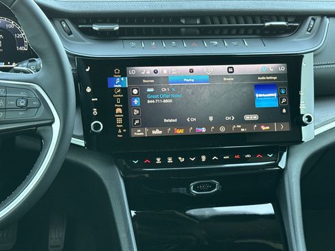 New 2026 Jeep Grand Cherokee L 2WD image 24