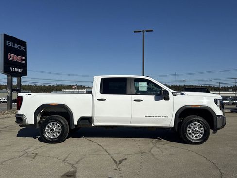 Used 2024 GMC Sierra 2500 Pro w/ Convenience Package image 6