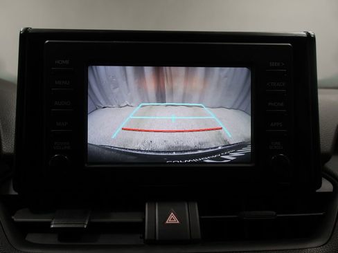 Used 2019 Toyota RAV4 XLE image 27