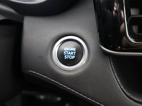 Used 2021 Toyota Highlander XLE image 43