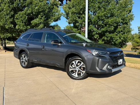 Used 2024 Subaru Outback Limited AWD/4WD image 1