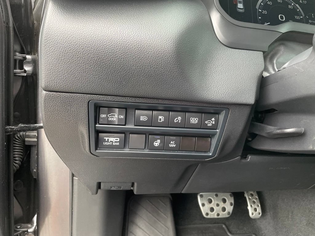 Used 2025 Toyota Sequoia TRD Pro AWD/4WD image 13