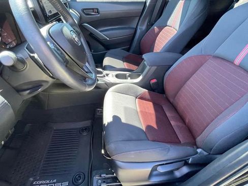Used 2024 Toyota Corolla Cross AWD Hybrid image 19