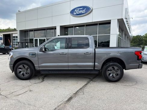 Used 2024 Ford F150 Lightning Lariat AWD/4WD image 4