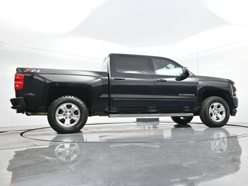Used 2018 Chevrolet Silverado 1500 LT w/ All Star Edition image 44