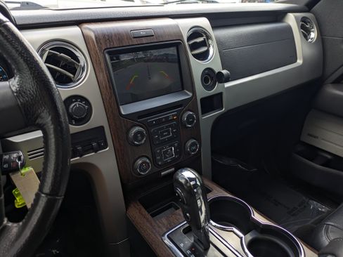 Used 2014 Ford F150 Lariat w/ Equipment Group 502A Luxury image 31