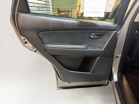 Used 2013 MAZDA CX-9 Touring image 25