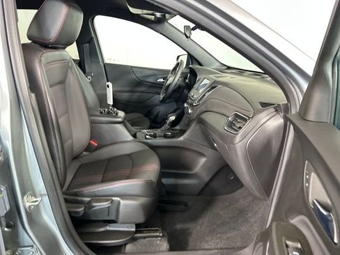 Used 2024 Chevrolet Equinox RS image 28