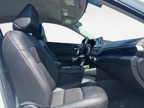 Used 2019 Nissan Altima 2.5 SR AWD/4WD image 10