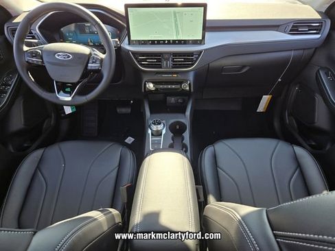 New 2026 Ford Escape SE w/ PHEV Premium Package image 8