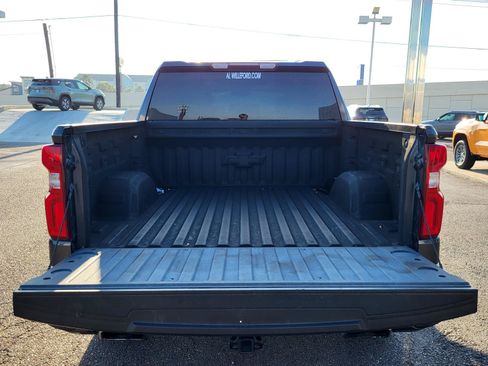 Used 2021 Chevrolet Silverado 1500 RST AWD/4WD image 32