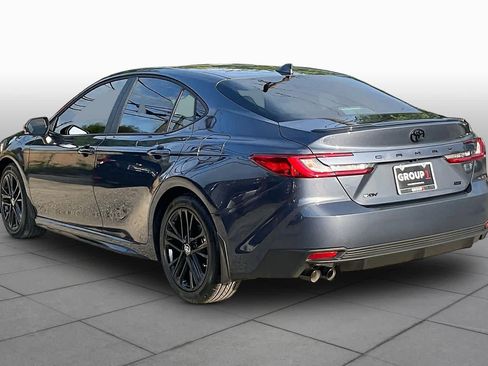 Used 2026 Toyota Camry SE w/ Convenience Package FWD image 12
