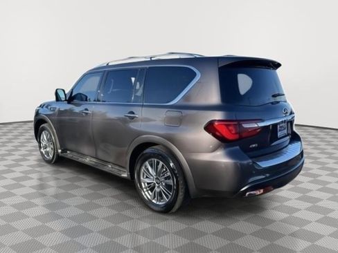 Used 2022 INFINITI QX80 Luxe w/ All-Season Package image 4