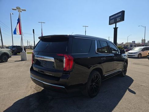 Used 2022 GMC Yukon Denali w/ Denali Premium Package image 5