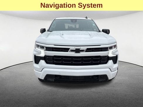 Used 2024 Chevrolet Silverado 1500 RST AWD/4WD image 4