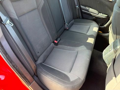 Used 2022 Dodge Charger SXT RWD image 13