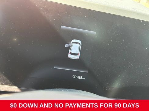 Used 2025 Kia Niro LX FWD image 5