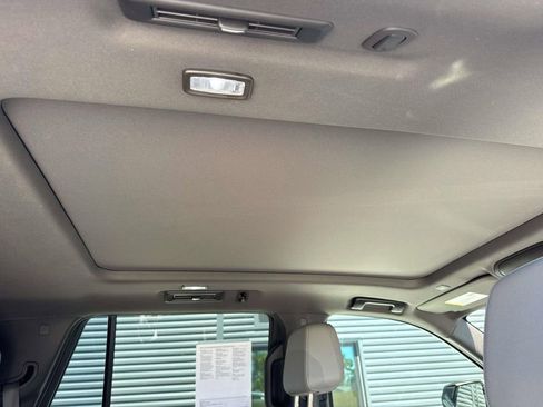 Used 2021 Chevrolet Tahoe Z71 AWD/4WD image 15