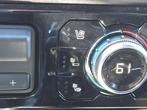 Used 2025 GMC Sierra 1500 SLT w/ SLT Convenience Package image 8