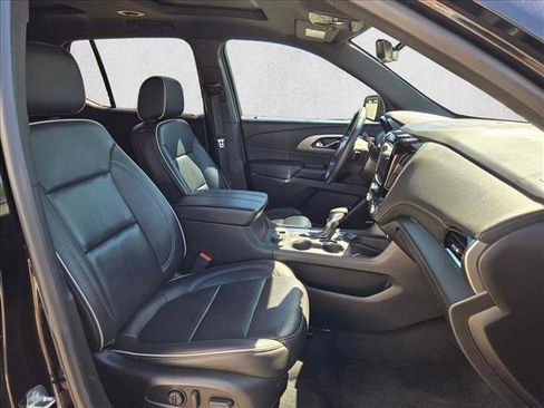 Used 2023 Chevrolet Traverse Premier w/ LPO, Cargo Package FWD image 21