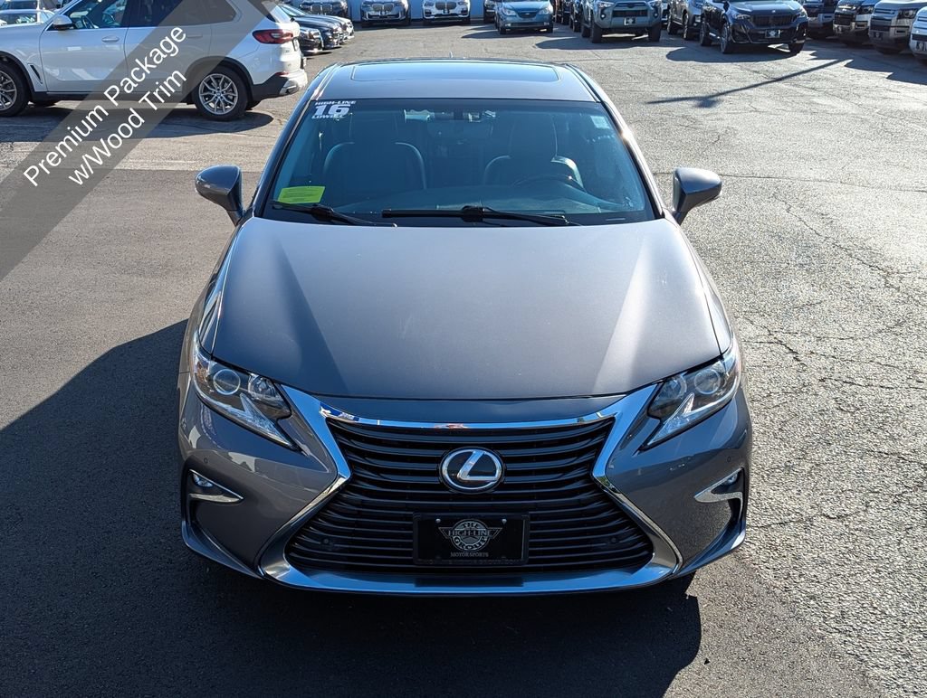 Used 2016 Lexus ES 350 w/ Premium Package w/Wood Trim FWD image 3