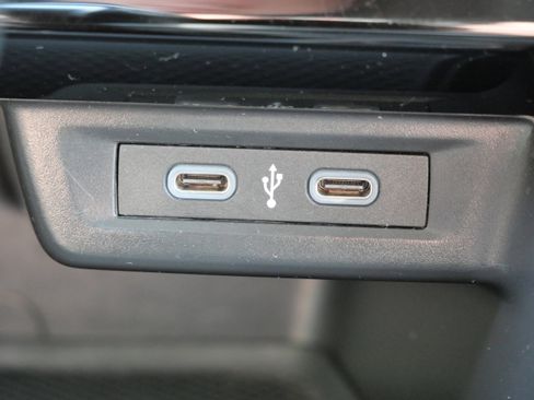 Certified 2024 Volkswagen Jetta SE image 30