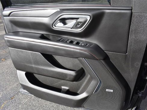 Certified 2023 Chevrolet Suburban RST w/ Sport Performance Package image 39