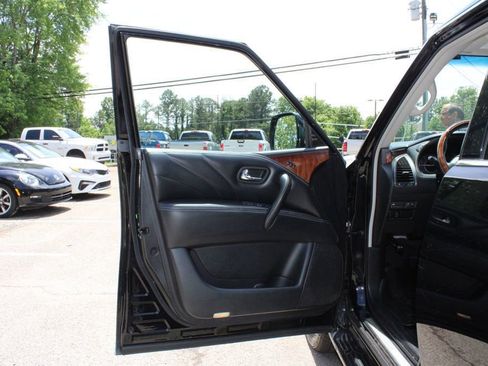 Used 2017 INFINITI QX80 2WD w/ Deluxe Technology Package image 12