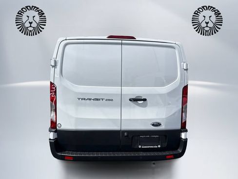 New 2025 Ford Transit 250 Low Roof RWD image 7