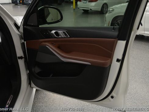 Used 2019 BMW X5 xDrive40i w/ M Sport Package AWD/4WD image 46
