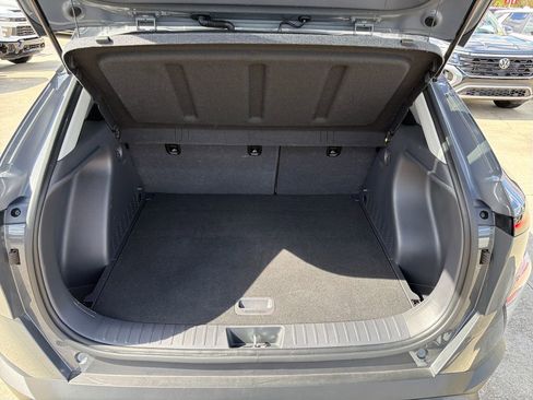Used 2025 Hyundai Kona SEL image 25