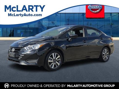 Used 2023 Nissan Versa SV FWD image 1