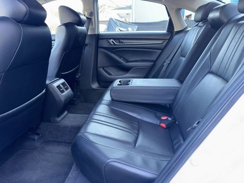 Used 2018 Honda Accord EX-L image 39