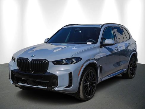 Used 2026 BMW X5 sDrive40i w/ M Sport Package RWD image 3